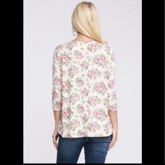 Doubleju Ivory 3/4 Sleeve Floral Blouse M NWT - Picture 5 of 5
